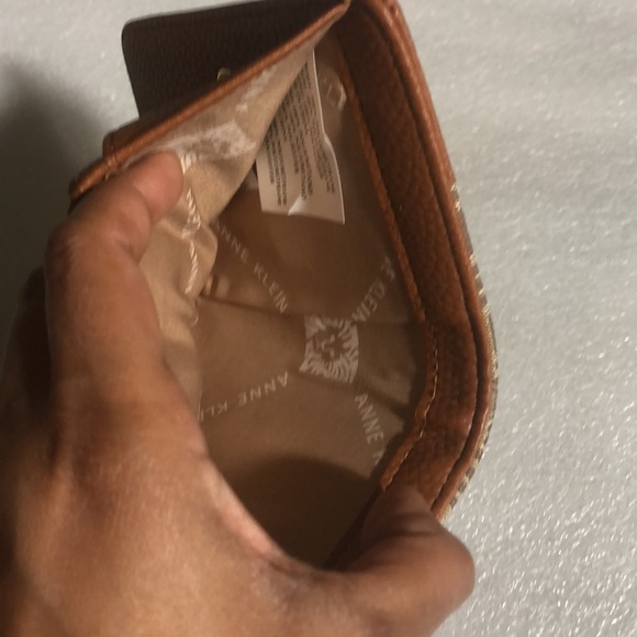 Anne Klein small fold brown wallet with golden details - Picture 9 of 13